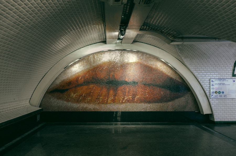Lip in the Metro by Takuya Matsuyama on 500px.com