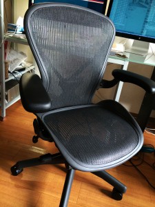 my_aeron-chair